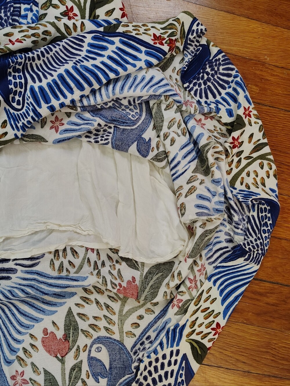 FARM RIO Macaw Midi Dress Sz Medium Resort Vacation Colorful Blue Bird Print - Picture 6 of 13